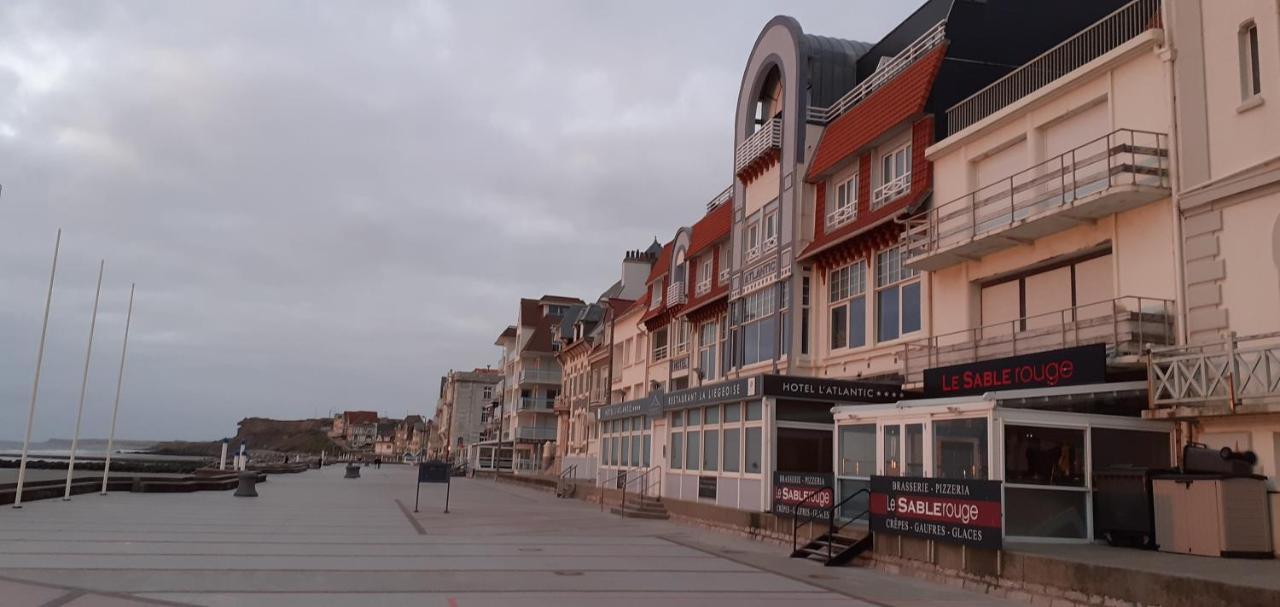 Studio 30 M2 Refait A Neuf Idealement Situe Centre Ville Et Plage Wimereux Exterior photo
